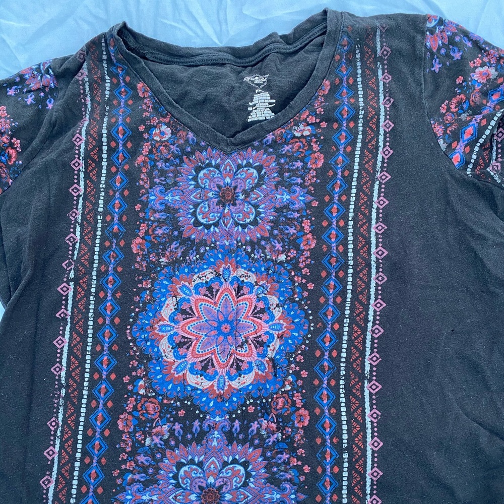 Women’s shirt
